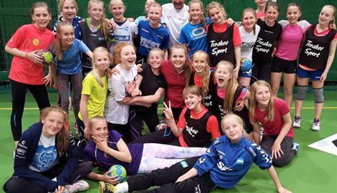 Foreldremøte om cup 9. november kl. 21-22 på Niffen