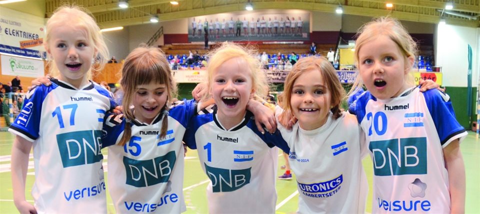 Velkommen til ballskole på lørdag