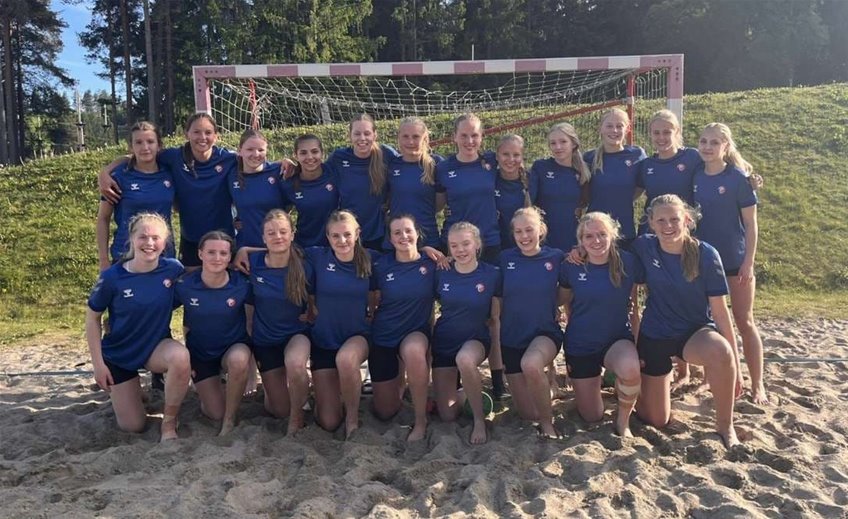 beachjunior-kaja_samling-juni-2022