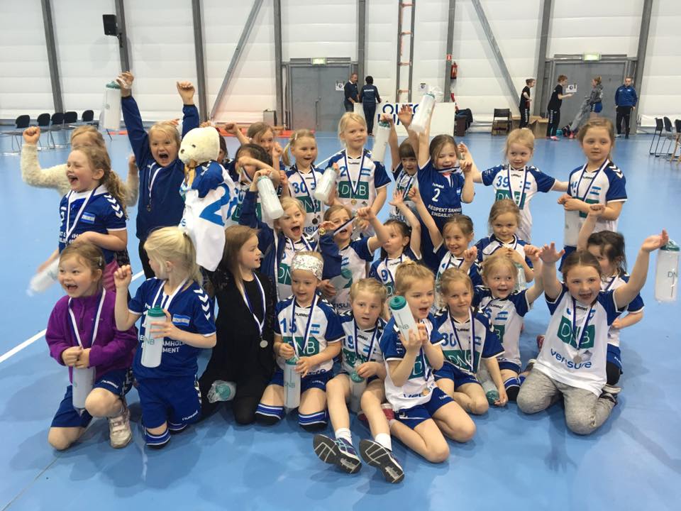 Glade jenter deltok i DNB Nordstrand Cup