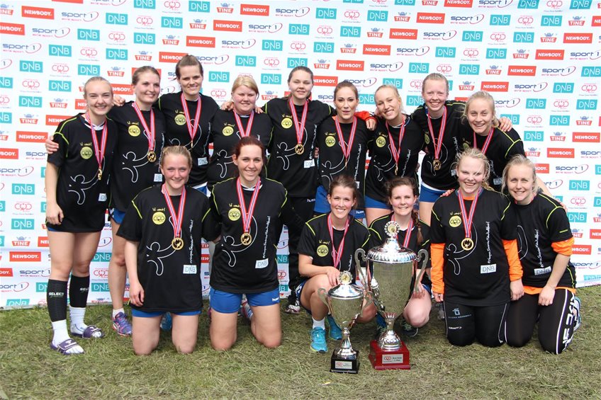 fc2015_damer-5.div