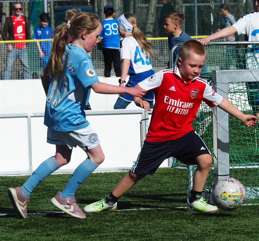 fotballtroyfredag23_kamp