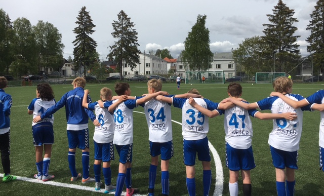 Gutter 02 videre i OBOS cup