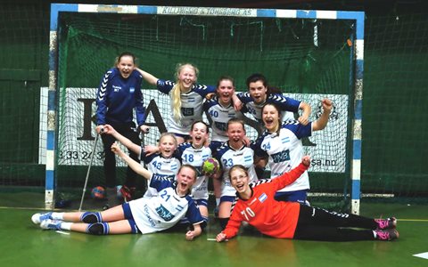 Jenter03 videre til IØR-semifinalen!