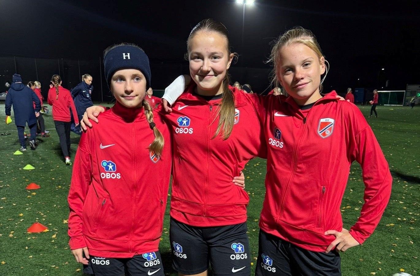 Tre 2013-jenter på Sone