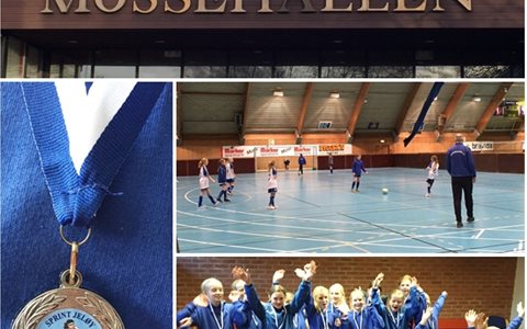 J2003/2004 på jentecup i Moss