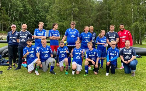 Parasport Fotball på Joshua Kings fotballskole