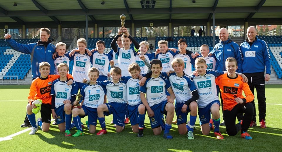 G2001 til topps i Legea Elite Cup