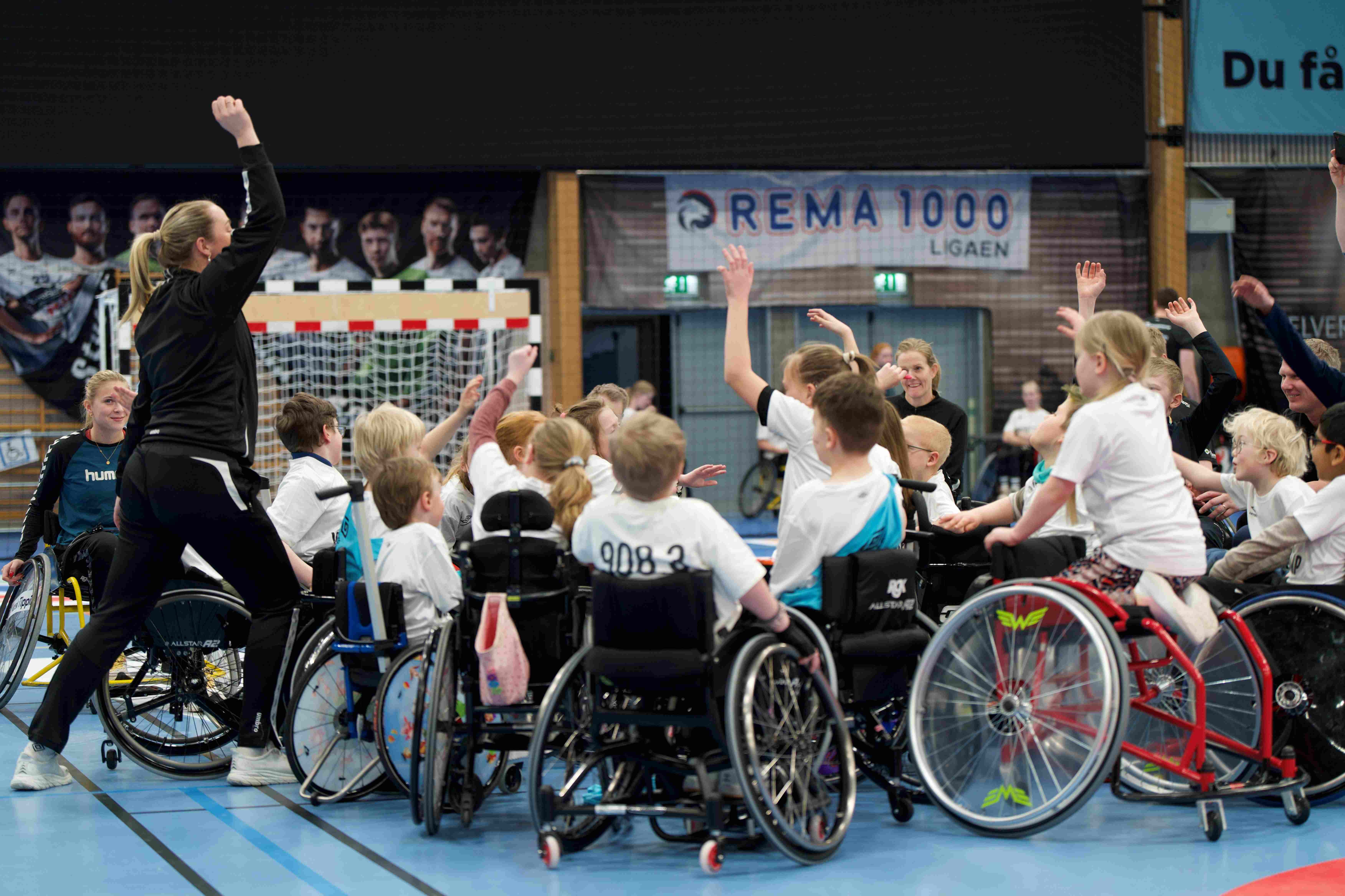 Rullestolhåndballskole i høstferien