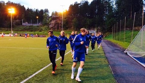 Seier og tabelltopp!