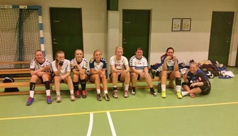 Flott seier i første kamp