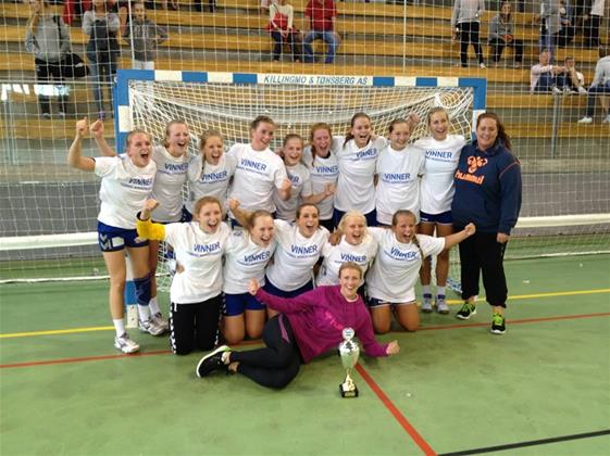 Hummel cup
