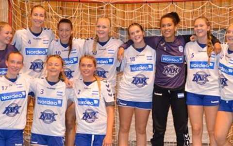 Jenter 97 klare for Bring-serien!