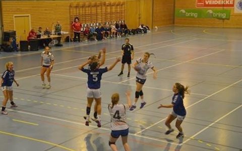 Fem poeng i første runde!