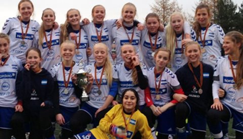 Jenter 98 vant cup i Kristiansand